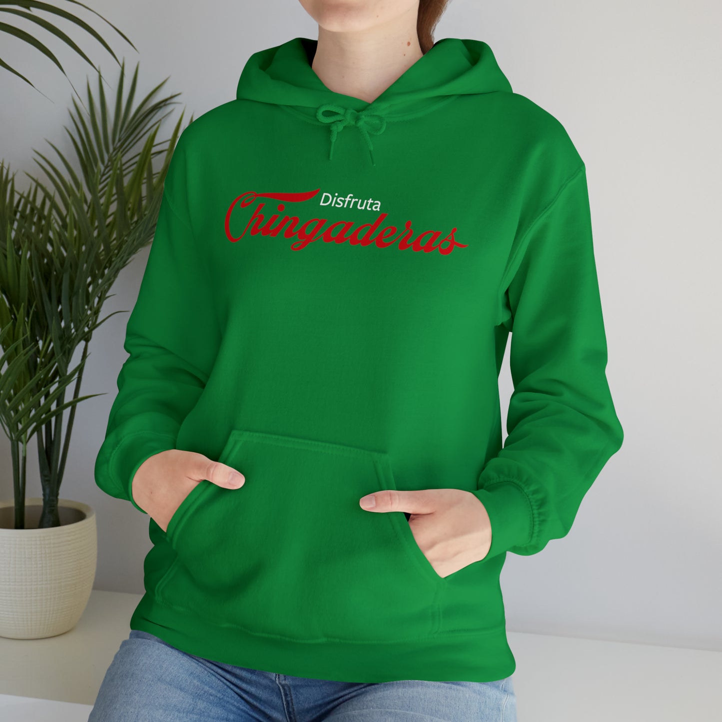 Disfruta Chingaderas Unisex Heavy Blend™ Hooded Sweatshirt